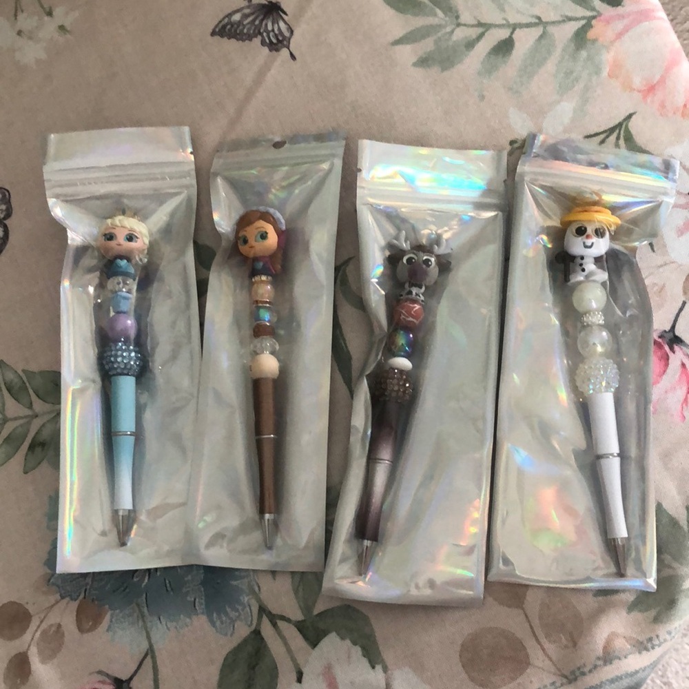 Elsa, Anna, Sven, Olaf Frozen Character Beaded Pens Set Collectibles - Picture 10 of 11